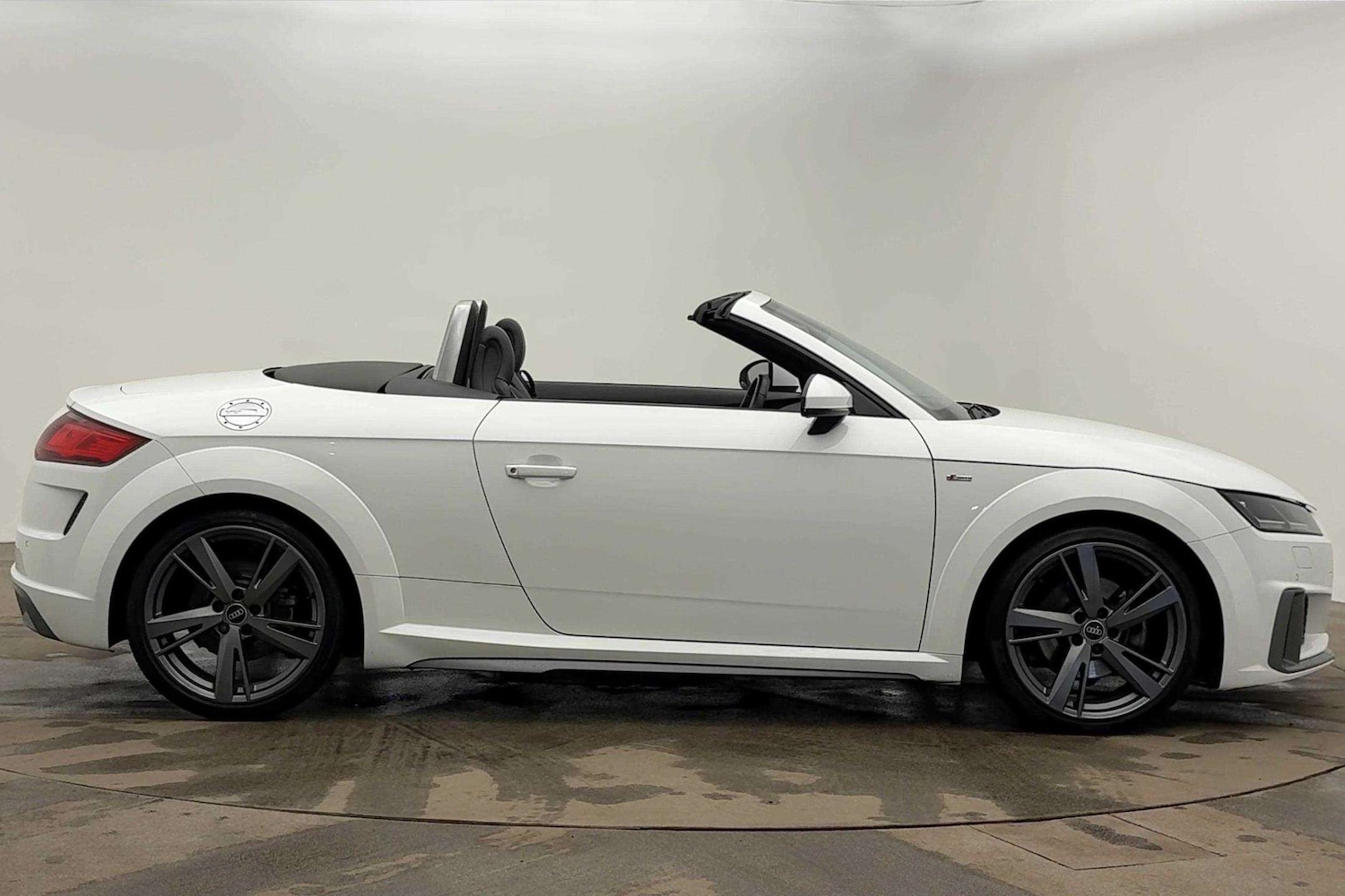 Used Audi TT 2021 for sale - 76022370: Photo 4