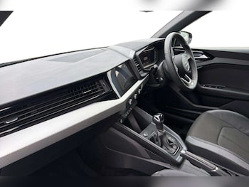 Used Audi A1 2024 for sale - 77389998: Photo