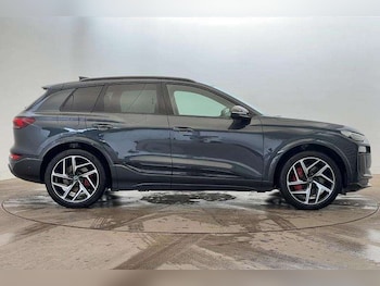 Used Audi Q6 e-tron 2025 for sale - 76022434: Photo