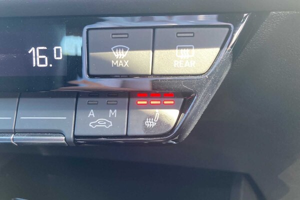 Used Audi Q4 e-tron 2024 for sale - 74716985: Photo 16