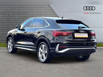Used Audi Q3 2023 for sale - 77134960: Photo
