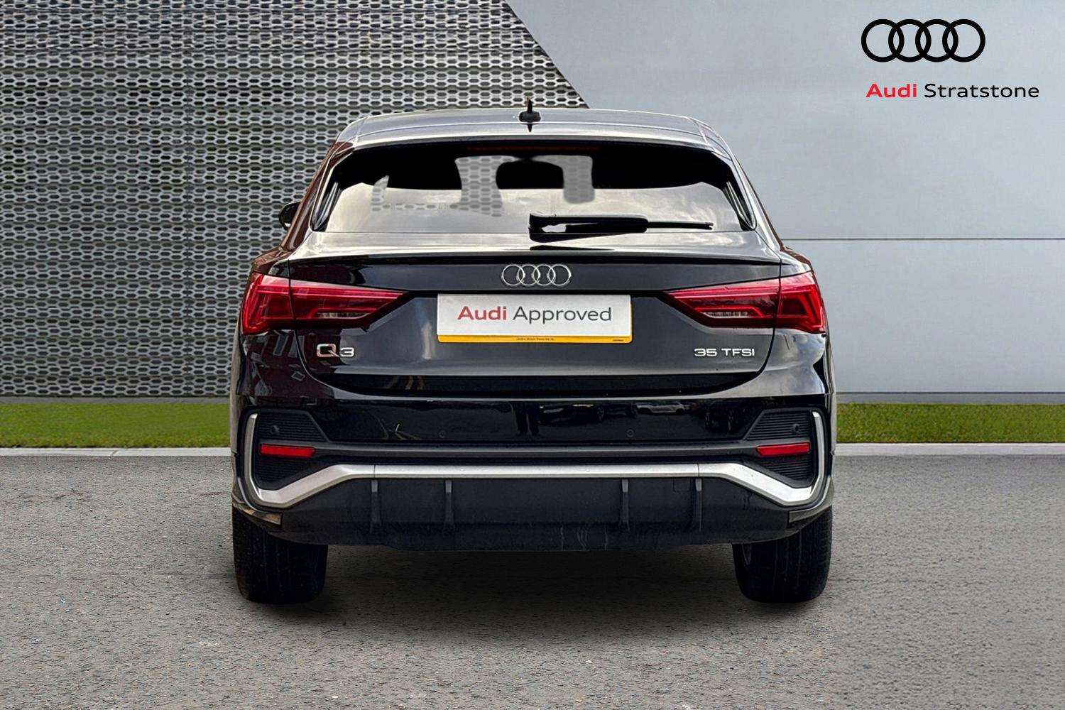 Used Audi Q3 2023 for sale - 77134960: Photo 7