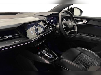 Used Audi Q4 e-tron 2021 for sale - 77856758: Photo