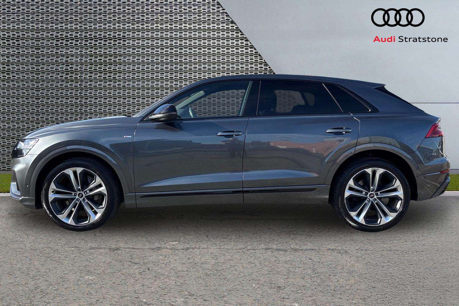 Used Audi Q8 2022 for sale - 77458551: Photo 8