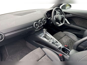 Used Audi TT 2023 for sale - 76141557: Photo 2