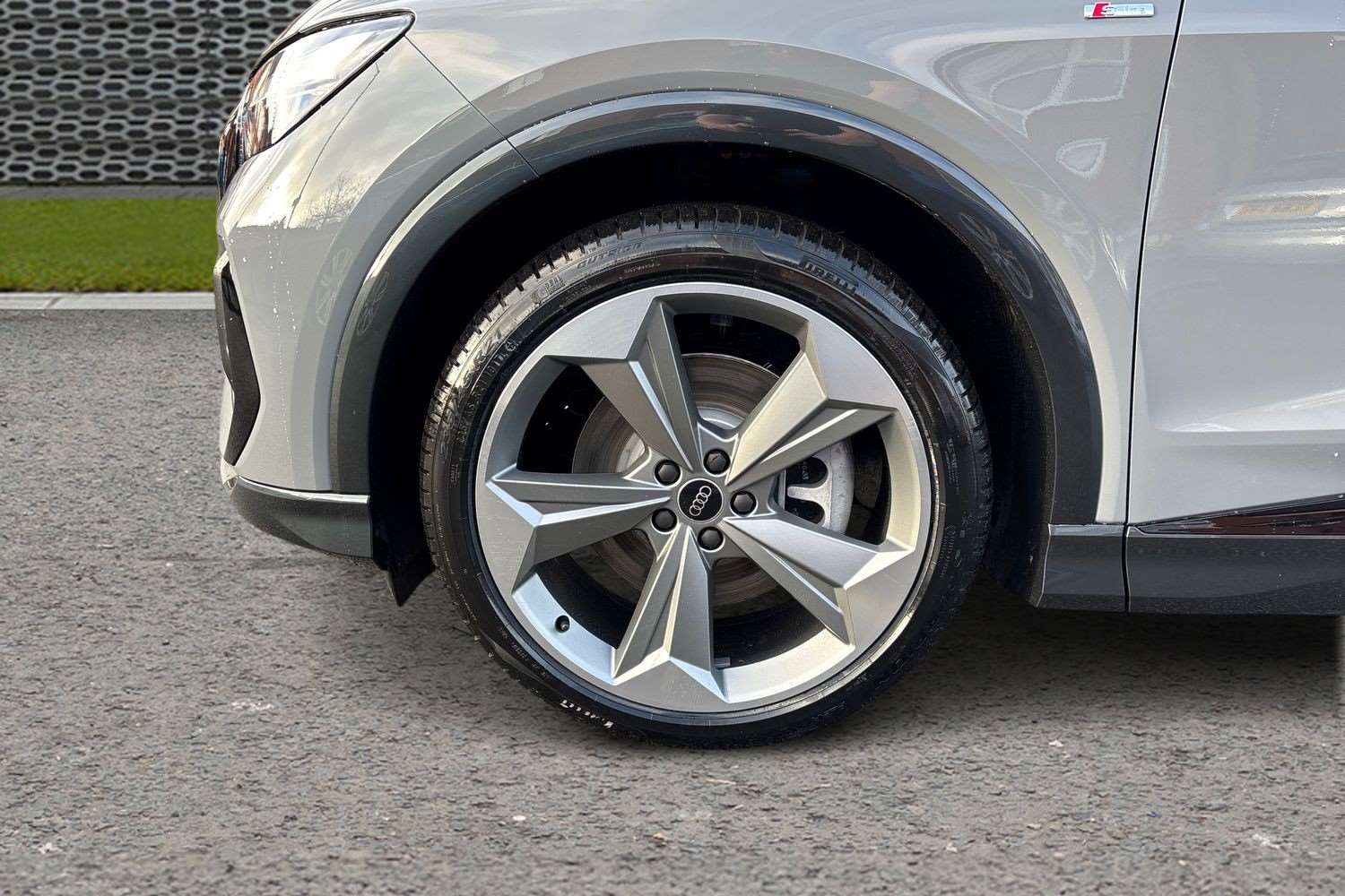 Used Audi Q4 e-tron 2025 for sale - 77472654: Photo 11