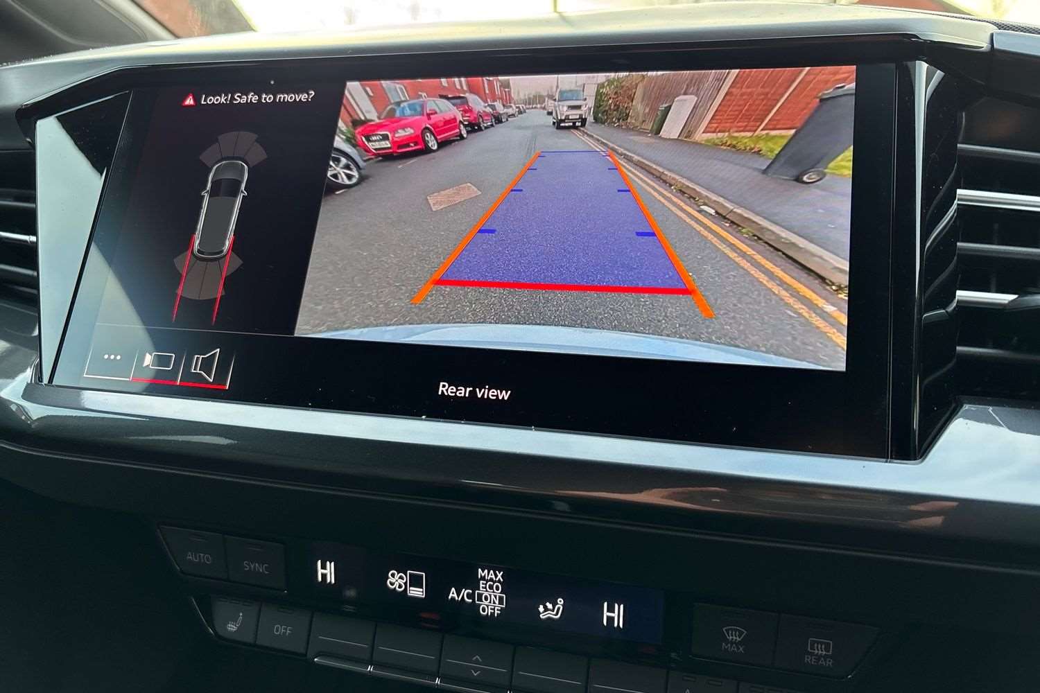 Used Audi Q4 e-tron 2025 for sale - 77472654: Photo 26