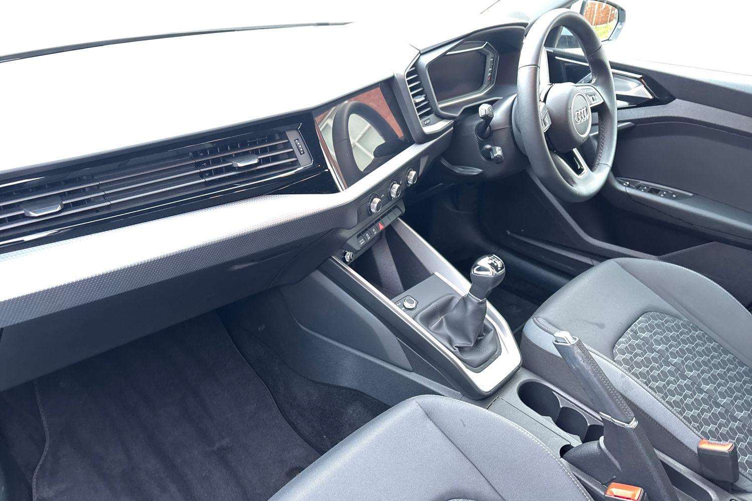 Used Audi A1 2024 for sale - 77480619: Photo 2