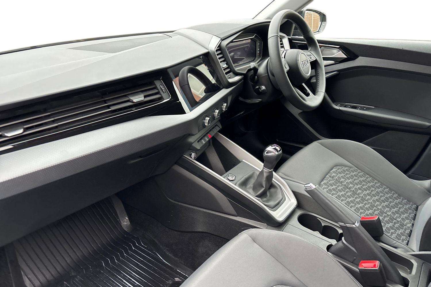 Used Audi A1 2025 for sale - 77112481: Photo 2