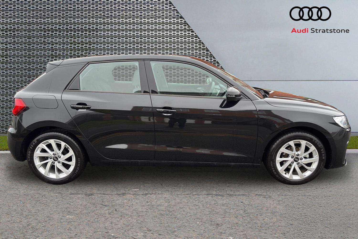 Used Audi A1 2025 for sale - 77112481: Photo 4