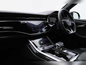 Used Audi Q8 2020 for sale - 75510757: Photo