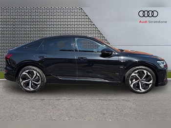 Used Audi e-tron 2022 for sale - 79351892: Photo