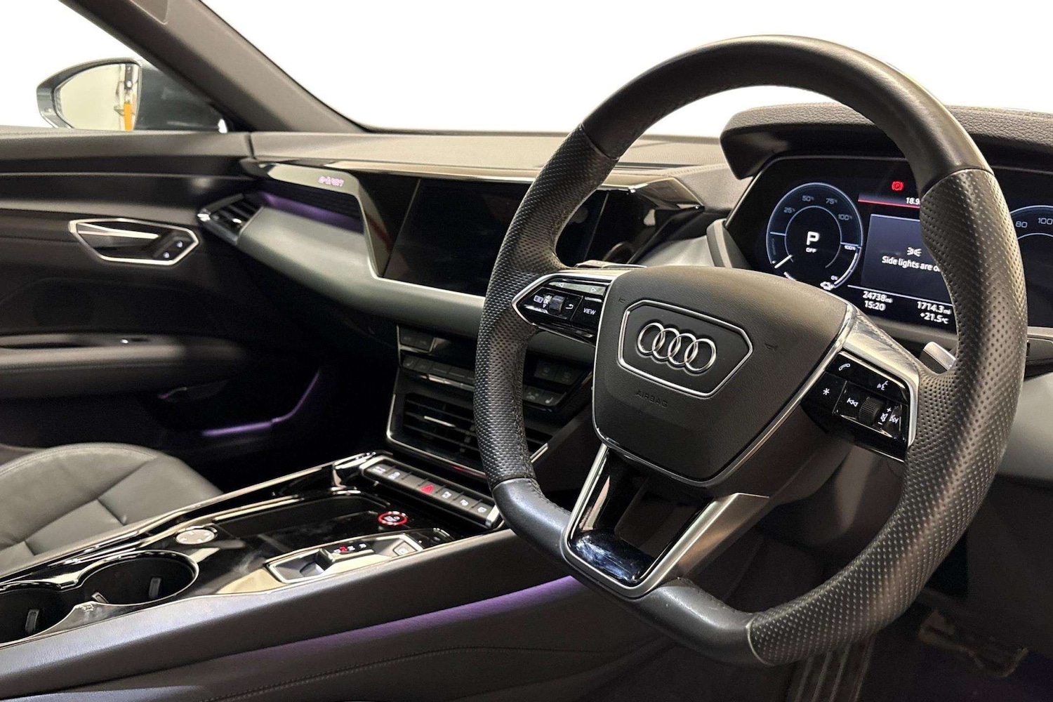 Used Audi e-tron GT 2022 for sale - 76460272: Photo 6