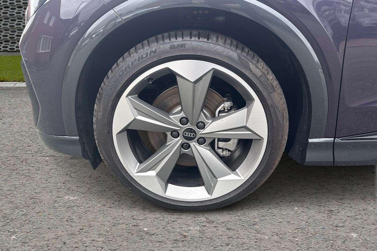 Used Audi Q4 e-tron 2025 for sale - 77233111: Photo 10