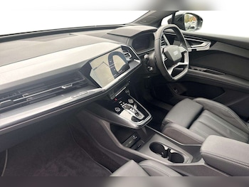 Used Audi Q4 e-tron 2025 for sale - 77233111: Photo