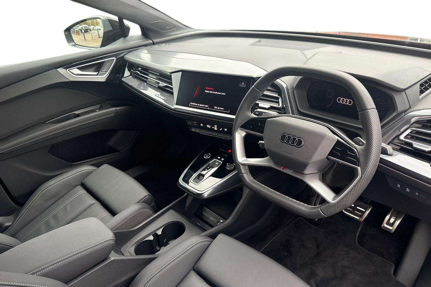 Used Audi Q4 e-tron 2025 for sale - 77233111: Photo 6