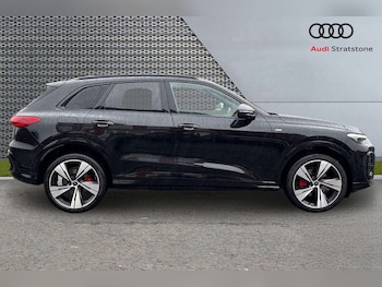 Used Audi Q5 2025 for sale - 77112455: Photo