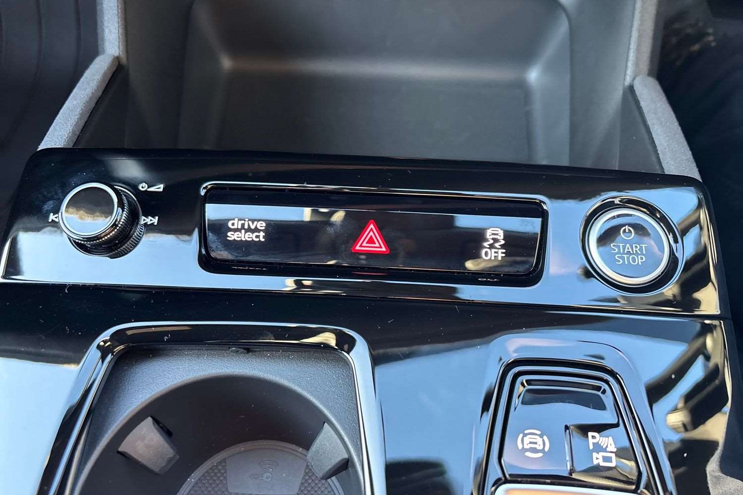 Used Audi Q6 e-tron 2025 for sale - 77112384: Photo 34