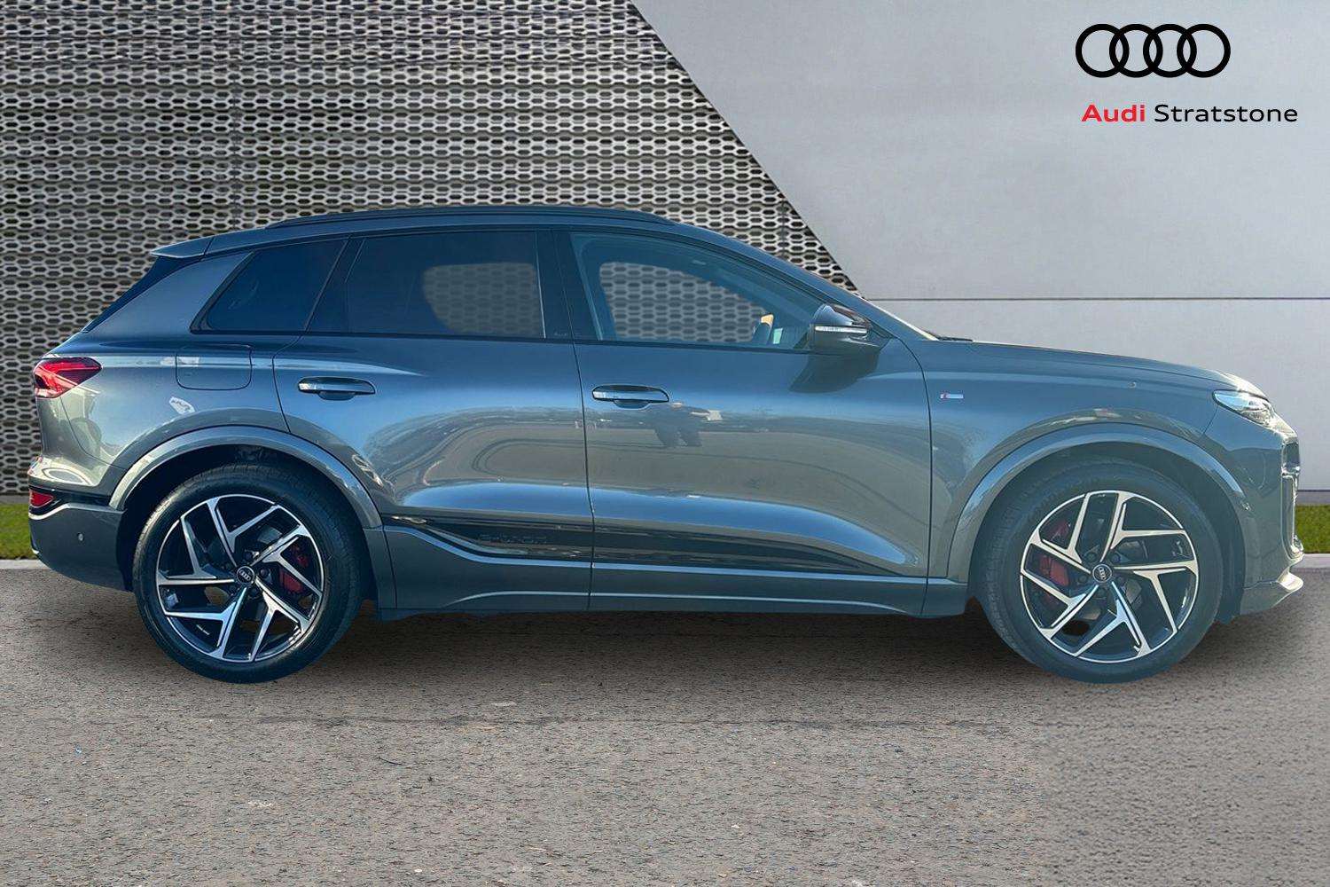 Used Audi Q6 e-tron 2025 for sale - 77112384: Photo 4