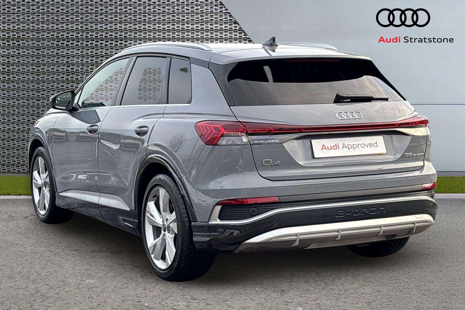 Used Audi Q4 e-tron 2021 for sale - 77232955: Photo 3