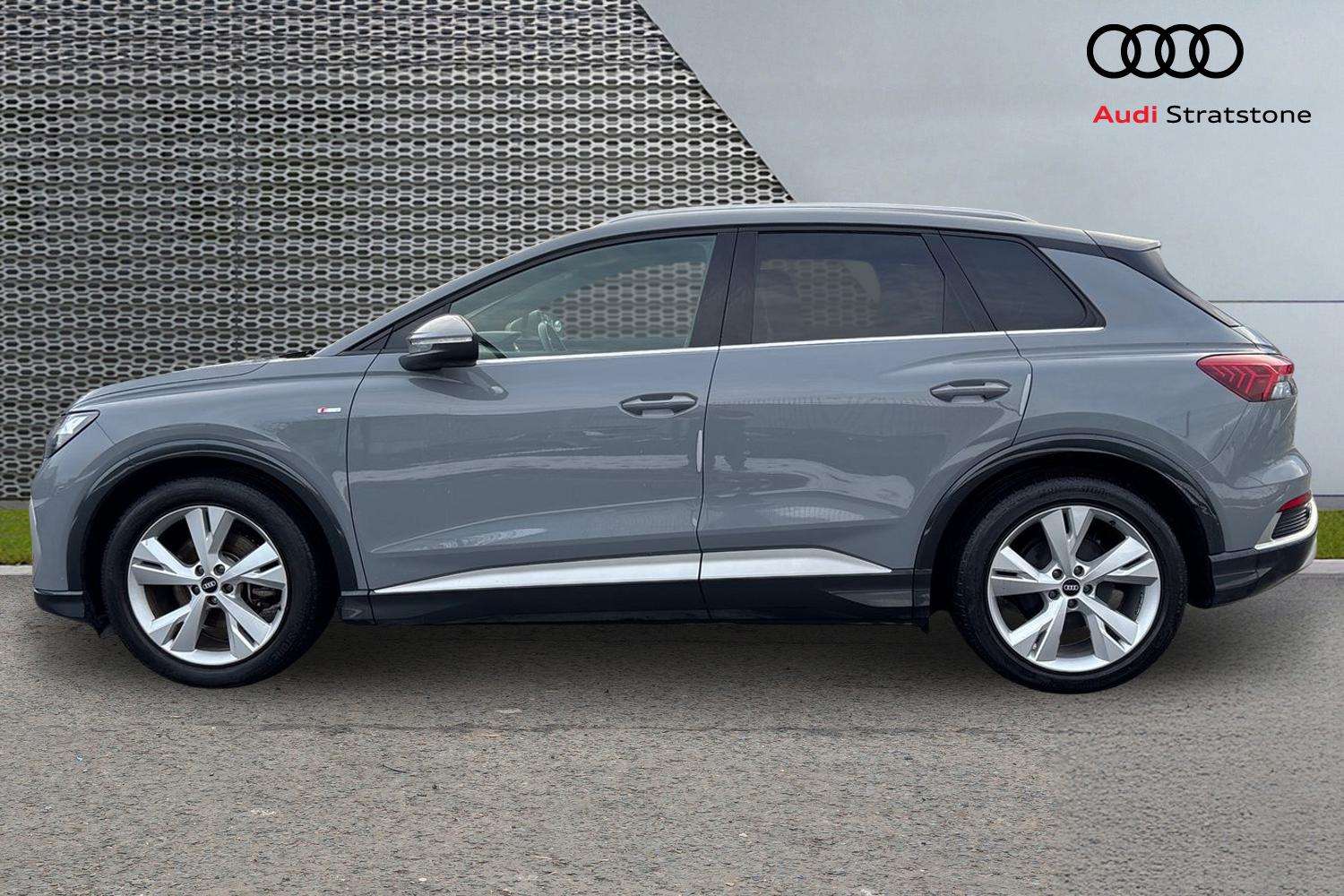 Used Audi Q4 e-tron 2021 for sale - 77232955: Photo 8