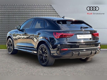 Used Audi Q3 2023 for sale - 78173544: Photo