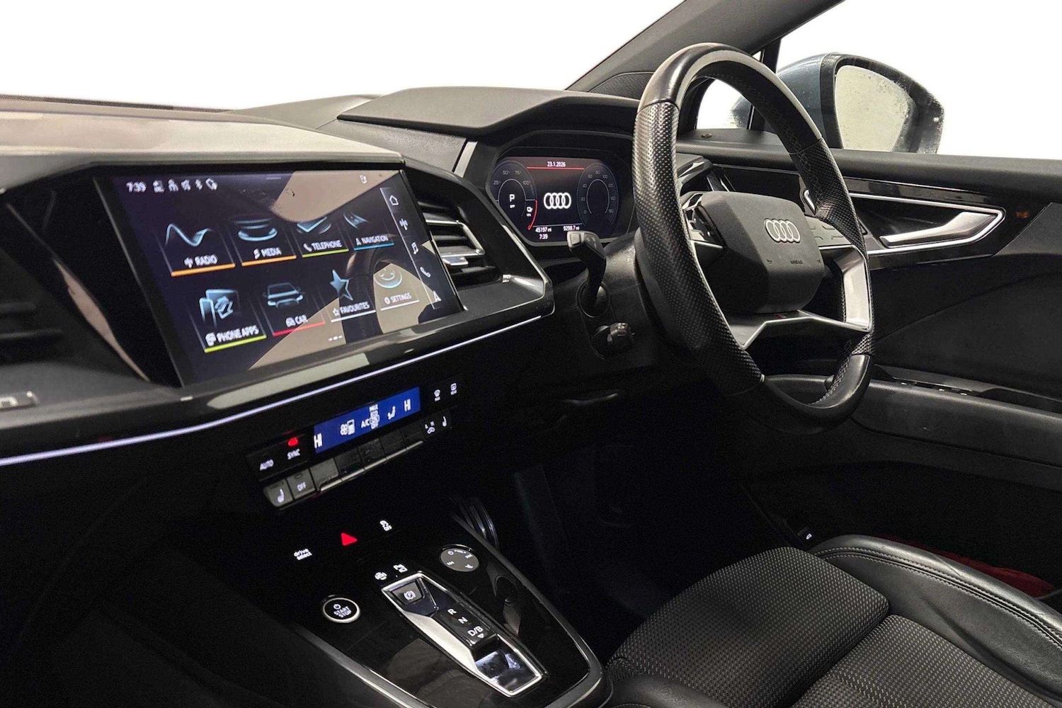 Used Audi Q4 e-tron 2022 for sale - 77857925: Photo 2