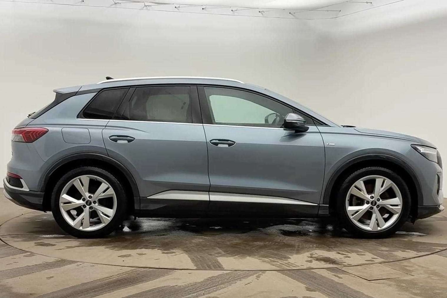 Used Audi Q4 e-tron 2022 for sale - 77857925: Photo 4