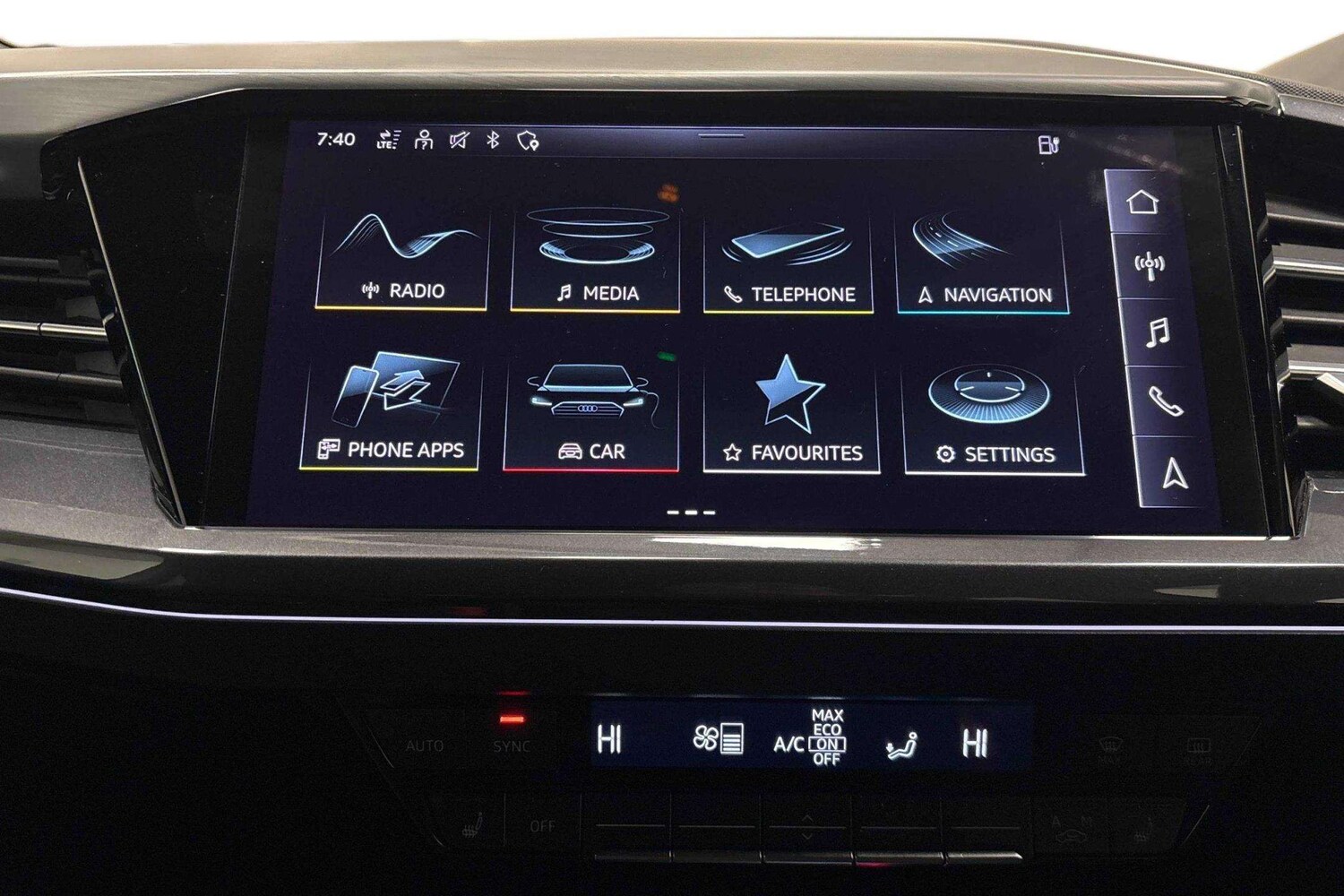 Used Audi Q4 e-tron 2022 for sale - 77857925: Photo 8