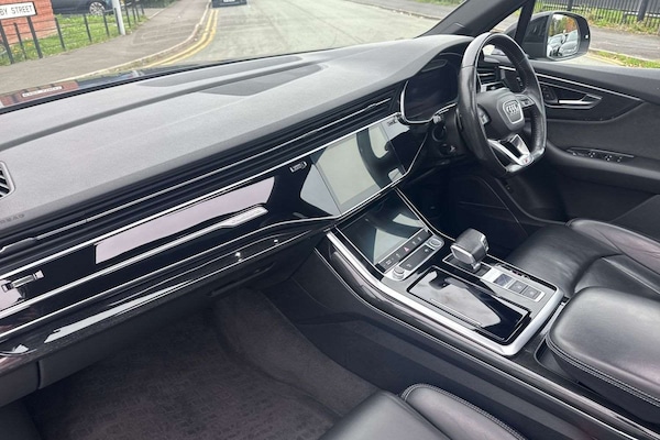 Used Audi Q7 2020 for sale - 76298290: Photo 2