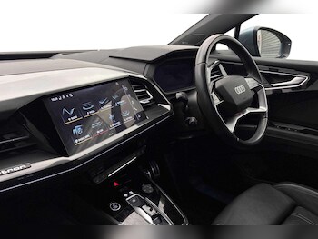 Used Audi Q4 e-tron 2022 for sale - 78264873: Photo