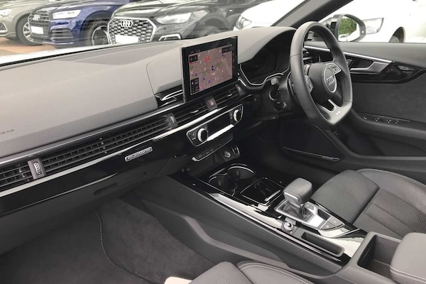 Used Audi A4 2023 for sale - 76004446: Photo 2