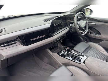 Used Audi Q6 e-tron 2024 for sale - 75845513: Photo