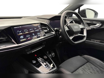 Used Audi Q4 e-tron 2024 for sale - 79204380: Photo