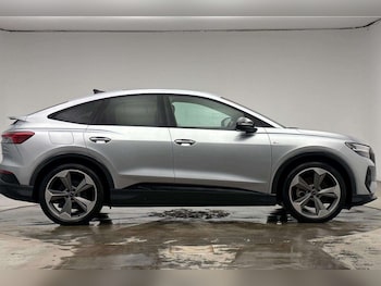 Used Audi Q4 e-tron 2024 for sale - 79204380: Photo
