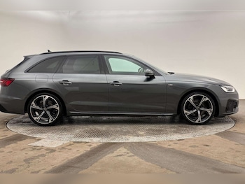 Used Audi A4 2023 for sale - 79118123: Photo