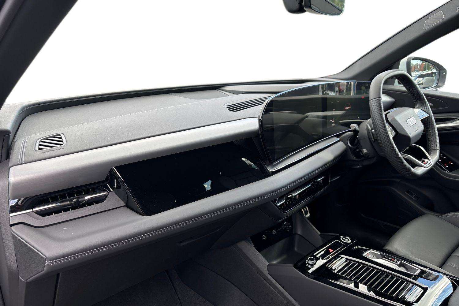 Used Audi Q6 e-tron 2025 for sale - 77686434: Photo 2