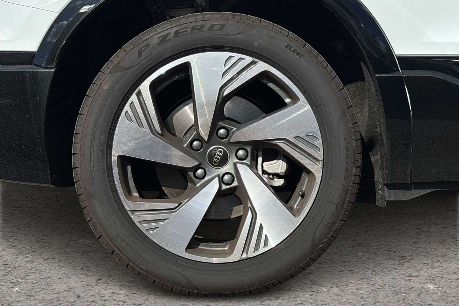 Used Audi Q6 e-tron 2025 for sale - 77686434: Photo 4