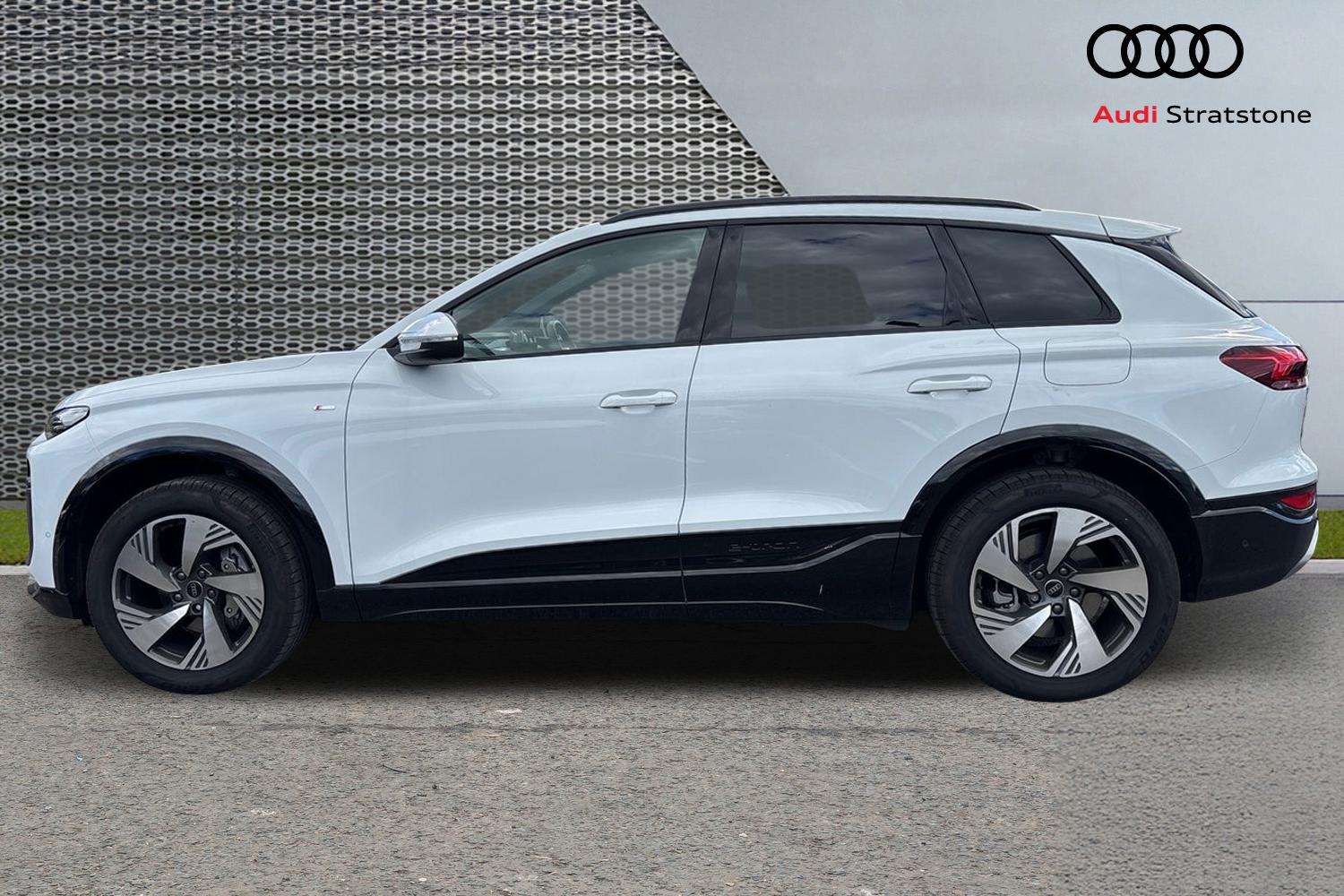 Used Audi Q6 e-tron 2025 for sale - 77686434: Photo 6