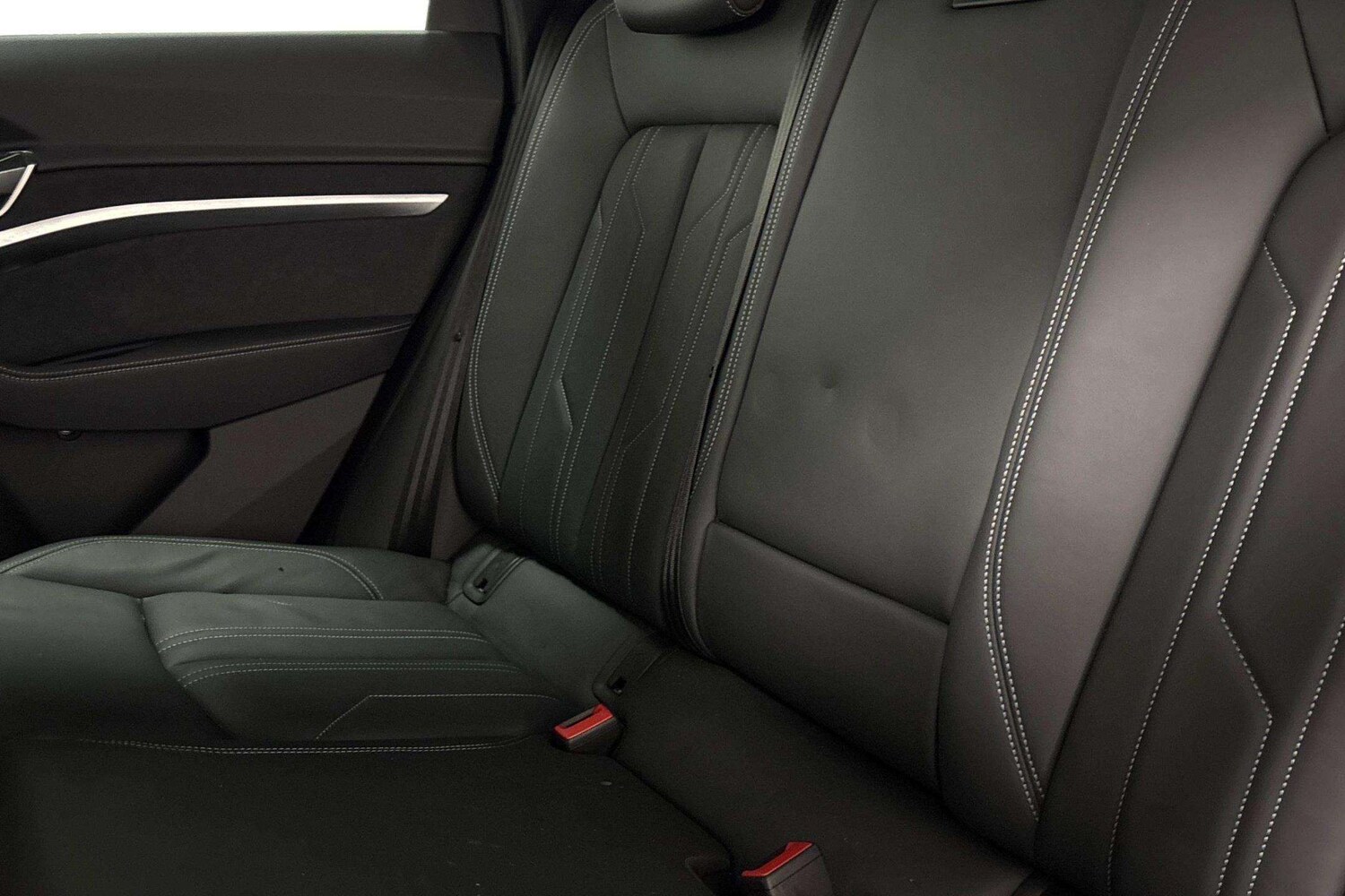 Used Audi Q8 2023 for sale - 77500350: Photo 7