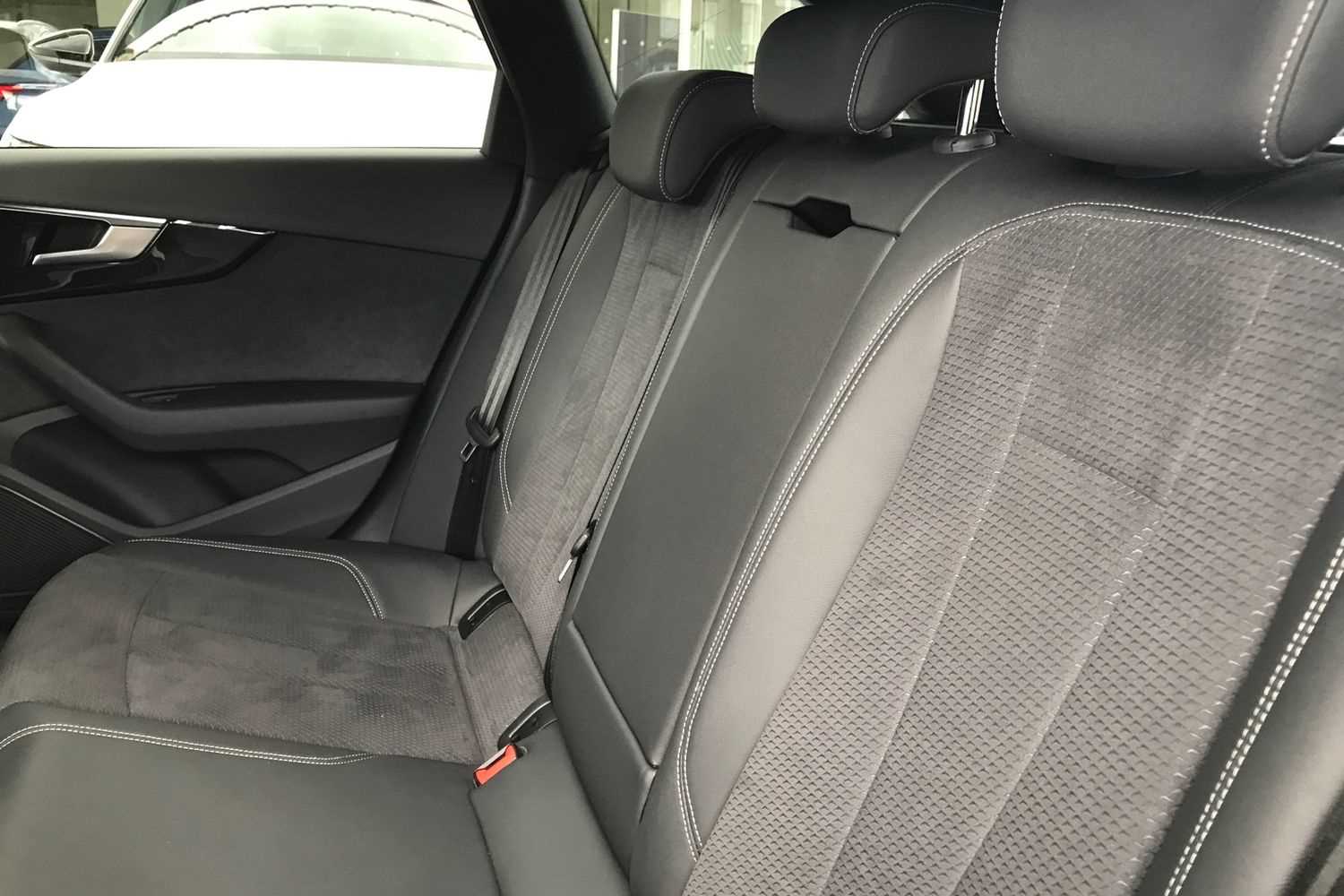 Used Audi A4 2023 for sale - 76435624: Photo 10