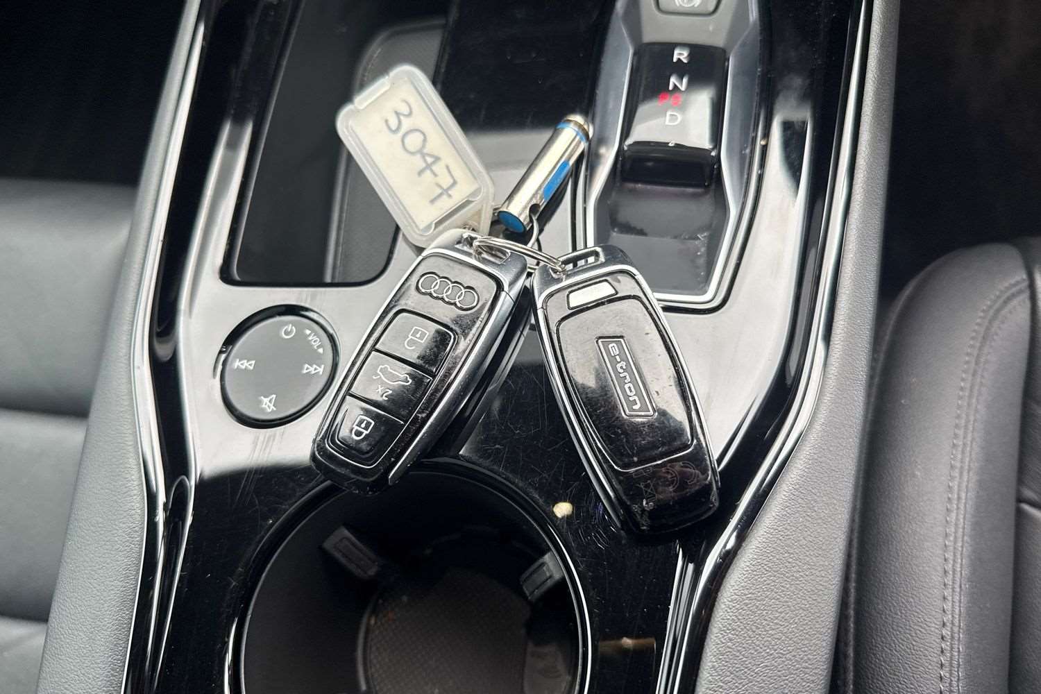 Used Audi e-tron GT 2022 for sale - 76205203: Photo 25