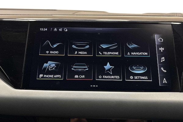 Used Audi e-tron GT 2022 for sale - 76205203: Photo 8