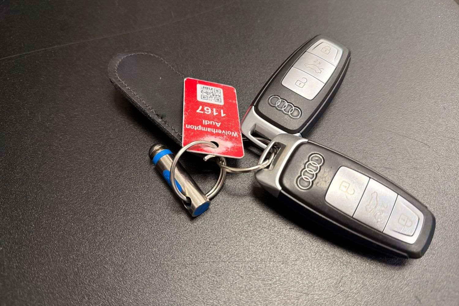 Used Audi Q4 e-tron 2025 for sale - 77500424: Photo 25