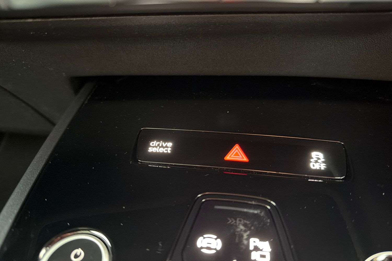 Used Audi Q4 e-tron 2025 for sale - 77500424: Photo 30