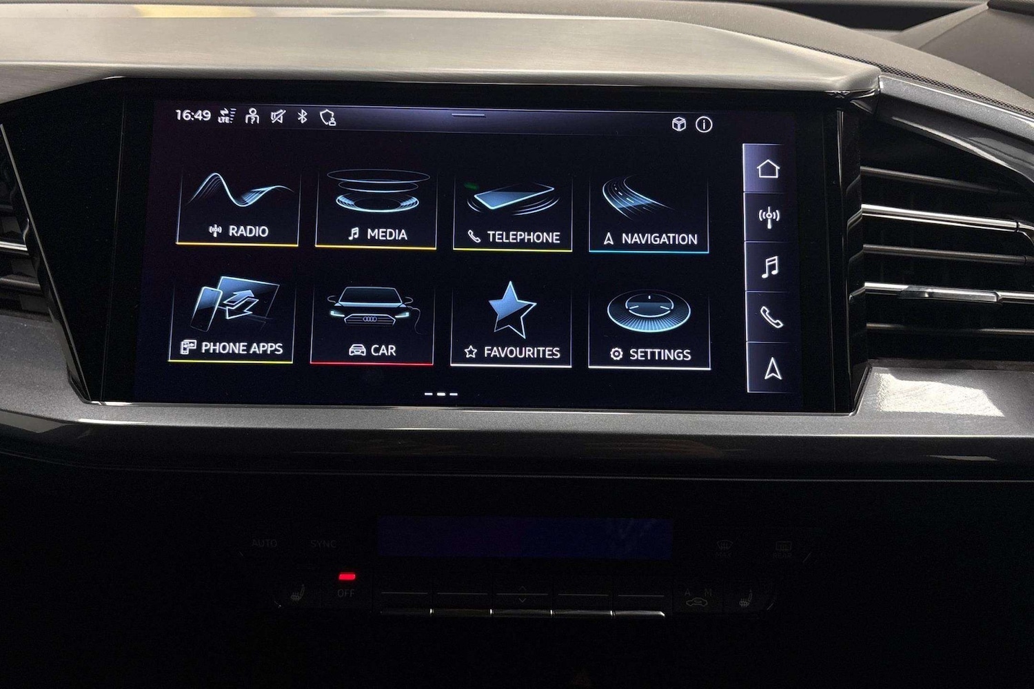 Used Audi Q4 e-tron 2024 for sale - 77308372: Photo 8