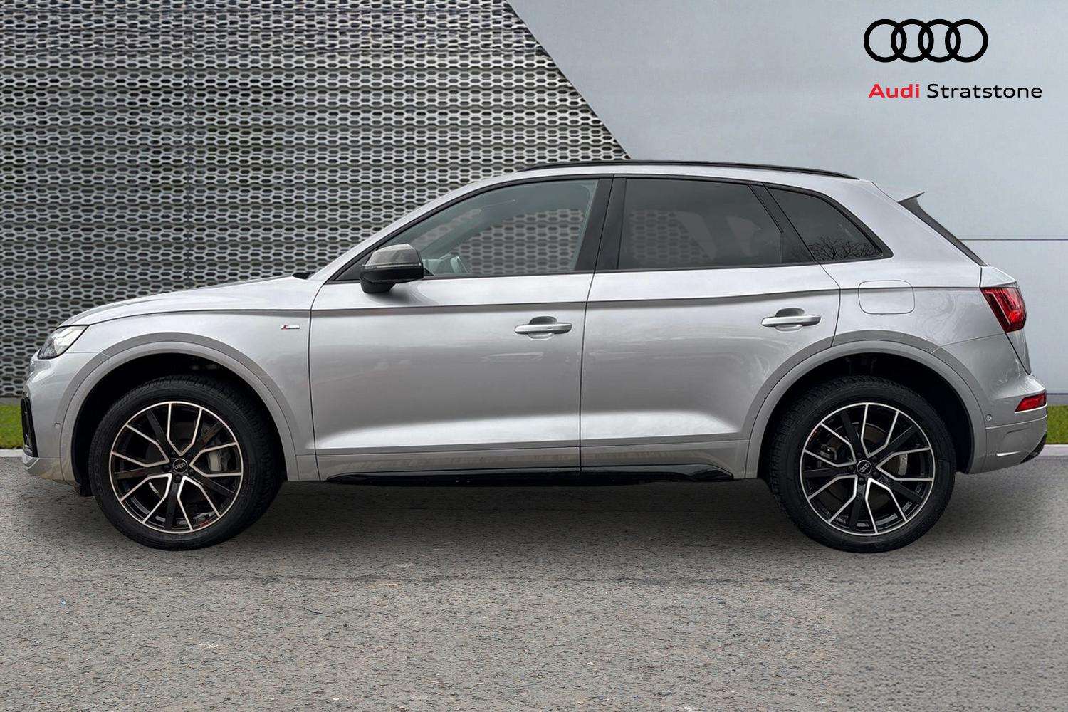 Used Audi Q5 2023 for sale - 77706770: Photo 8