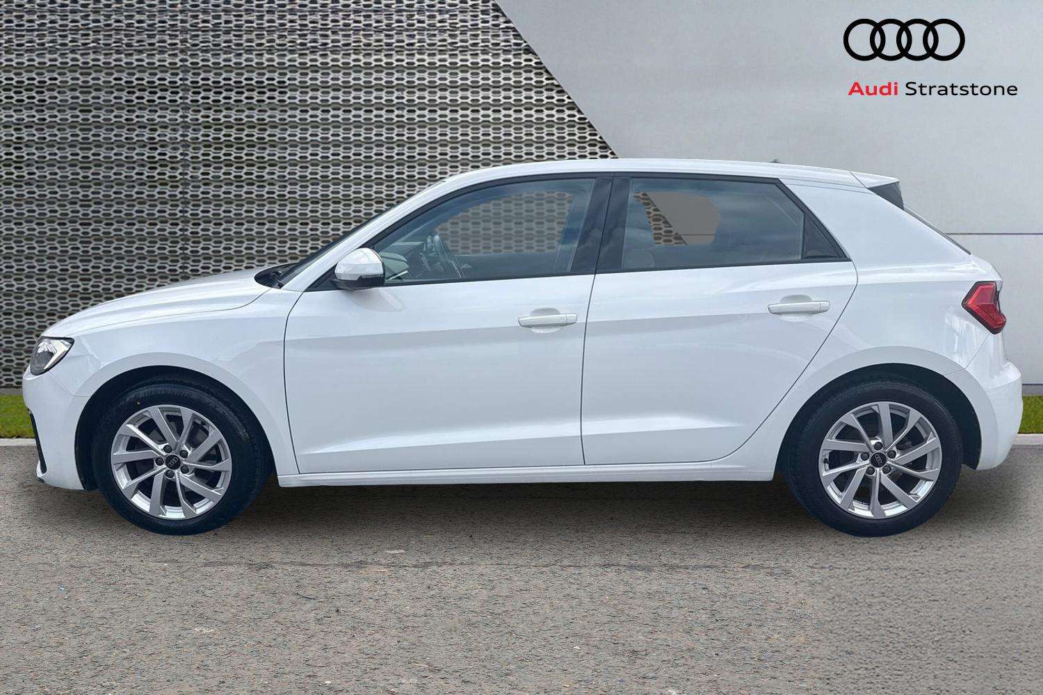 Used Audi A1 2023 for sale - 76298324: Photo 8