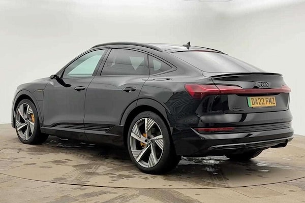 Used Audi e-tron 2022 for sale - 76205100: Photo 3
