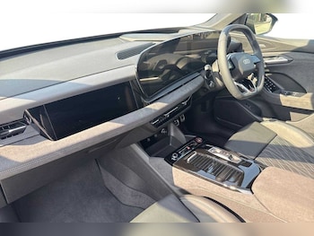 Used Audi Q6 e-tron 2024 for sale - 75535274: Photo